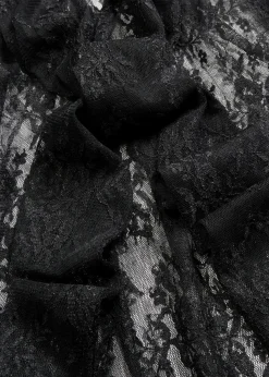 Spitzenbluse mit leichter Transparenz