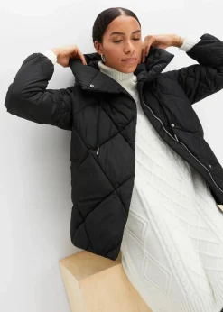 Steppjacke mit Kapuze