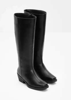 Stiefel mit hohem Schaft