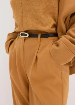 Stoffhose im Barrelfit