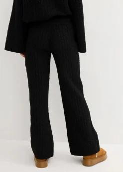 Strickhose mit Zopfmuster