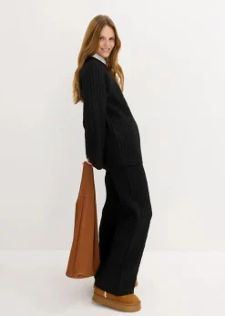 Strickhose mit Zopfmuster