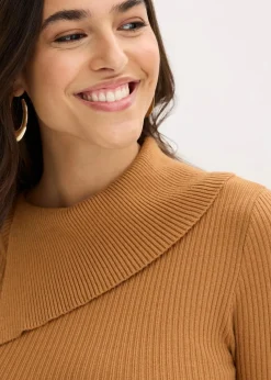 Strickkleid aus fließendem Viskose-Mix