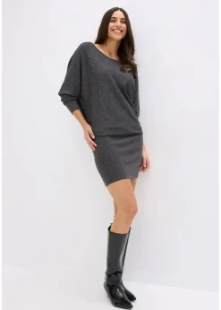 Strickkleid aus fließendem Viskose-Mix