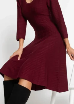 Strickkleid aus weichem Viskose-Mix