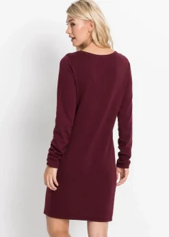 Strickkleid mit legerem Schnitt