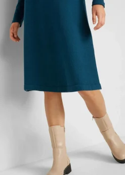 Strickkleid mit recycelter Baumwolle