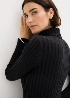 Strickkleid mit Rollkragen