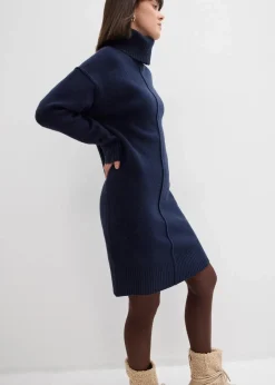 Strickkleid mit Ziernaht