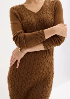 Strickkleid mit Zopfmuster