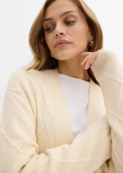 Strickmantel aus Zopfstrick