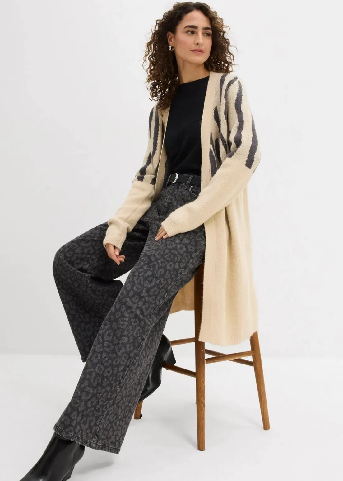 Strickmantel mit Zebra Druck