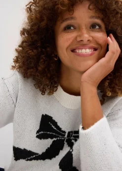 Strickpullover mit Schleife