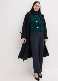 Strickweste mit dekorativen Knöpfen