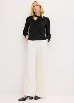 Struktur-Shirt mit abnehmbarer Schluppe