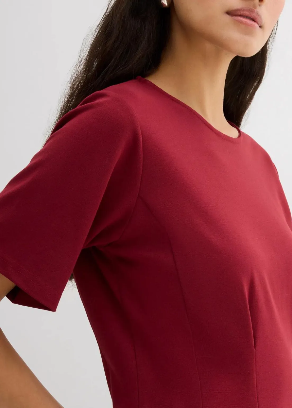 Tailliertes Shirt aus bequemen Punto di Roma