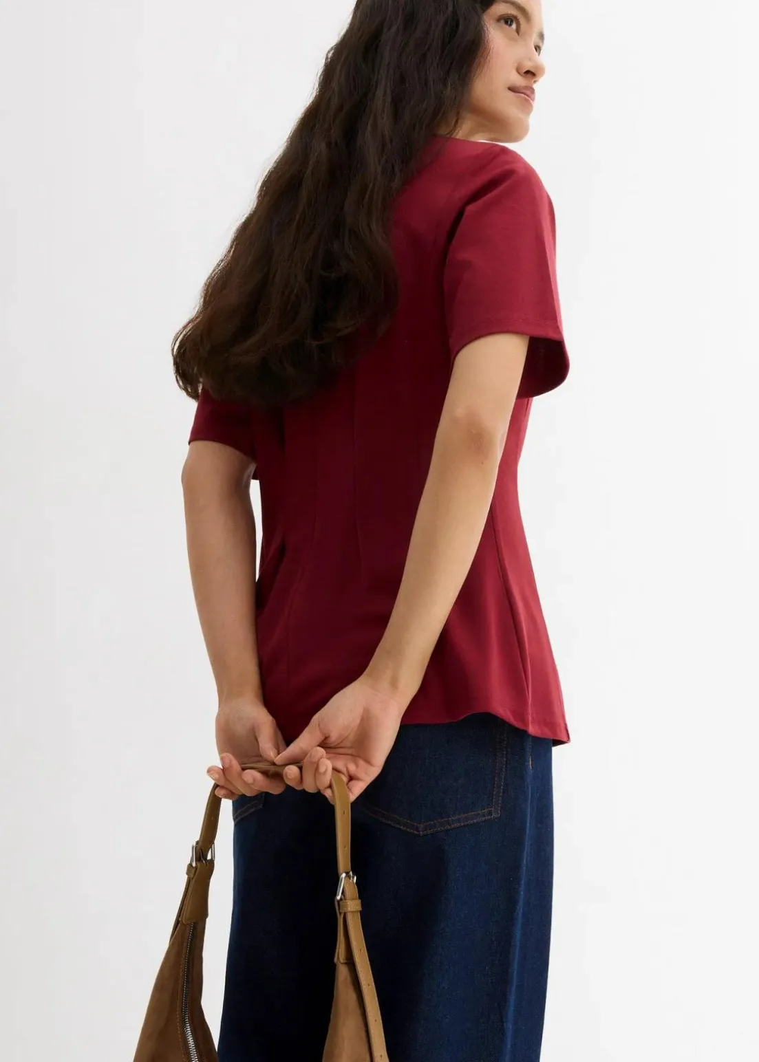 Tailliertes Shirt aus bequemen Punto di Roma