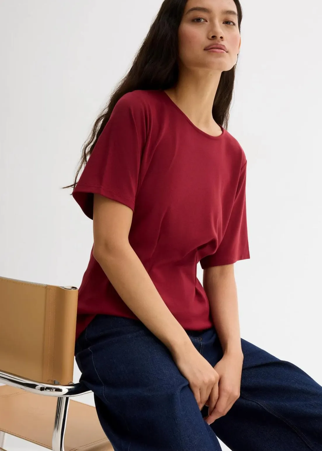 Tailliertes Shirt aus bequemen Punto di Roma