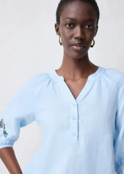 Tunika aus reinem Leinen, mit Lochstickerei