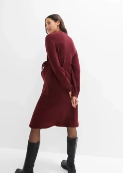 Umstandskleid aus flauschigem Strick