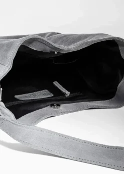 Veloursledertasche mit dekorativem Zusatzriemen