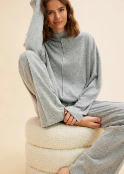 Weit geschnittener Loungewear Hausanzug aus weicher Qualität