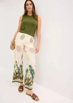 Weite Hose aus Viskose mit Bordürenprint