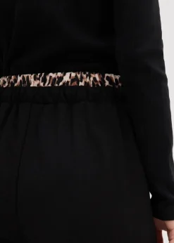 Weite Sweathose mit Kontrastbund