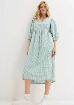 Wickelkleid aus Strukturmaterial