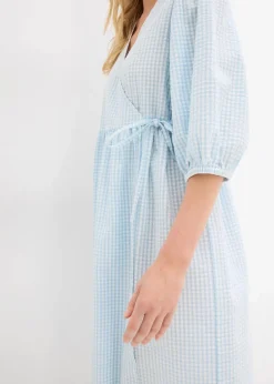 Wickelkleid aus Strukturmaterial