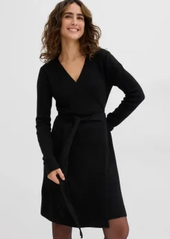 Wickelkleid aus Strick für die Schwangerschaft und danach