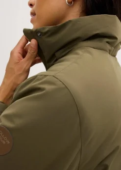 Winterjacke mit aufgesetzen Taschen