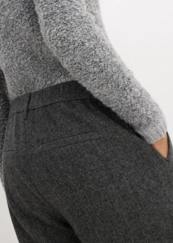 Wollhose mit Fischgratmuster